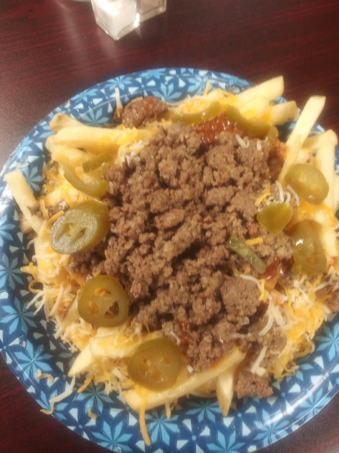 Order Chili Cheese Fry Meal Plate food online from De Detroiter-South store, Columbus on bringmethat.com