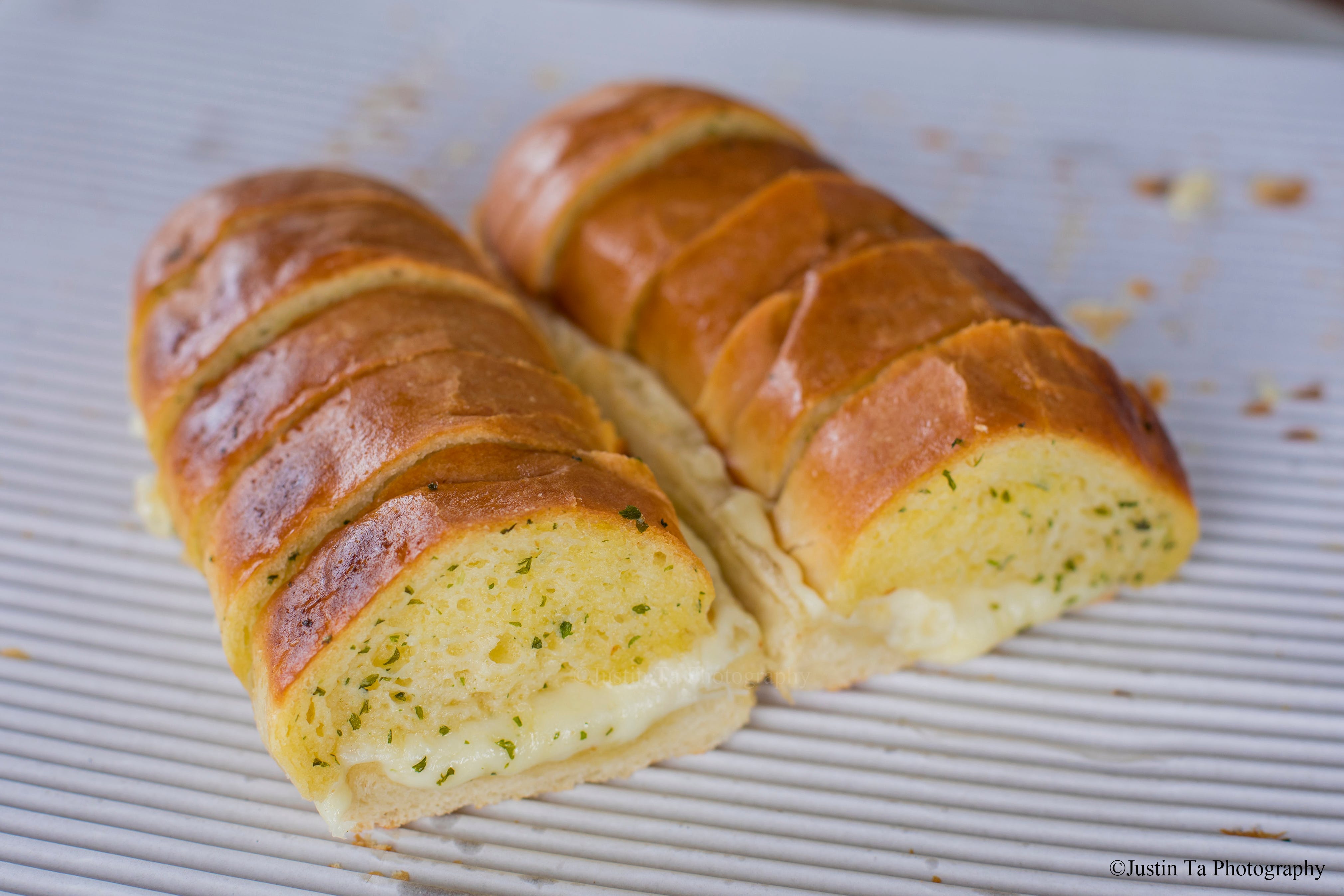 Order 2. Cheese Garlic Bread - Appetizer food online from Red Pepper Pizza store, San Leandro on bringmethat.com