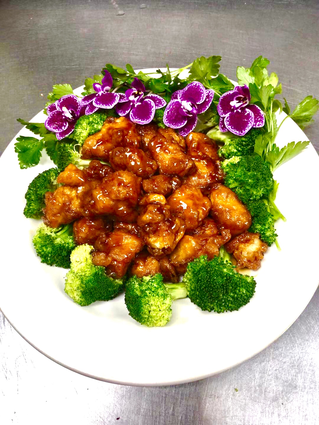 Order General Tso's Chicken food online from China King store, Huntington on bringmethat.com