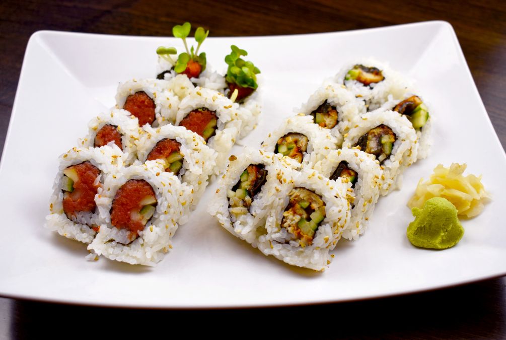 Order Roll Combo Special food online from Akaya Sushi, Izakaya & Ramen store, Richardson on bringmethat.com