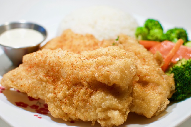 Order - Crispy Fish Fillet Rice / 香脆魚片飯 food online from Tea Spots store, West Covina on bringmethat.com
