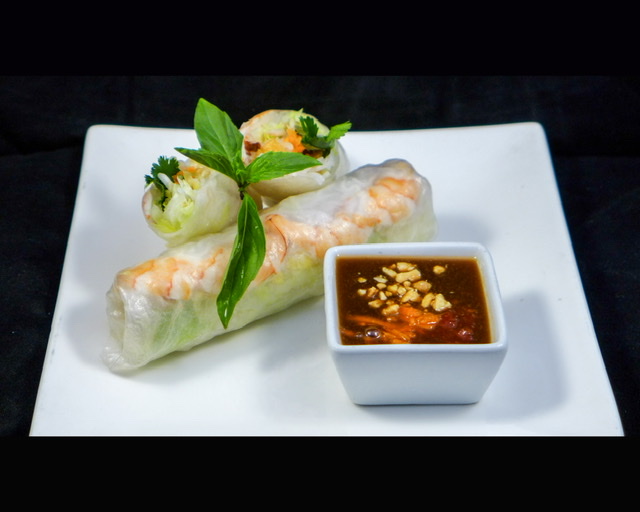 Order Fresh Spring Rolls (2) - Cuon food online from Cafe Trang Bistro store, West Jordan on bringmethat.com