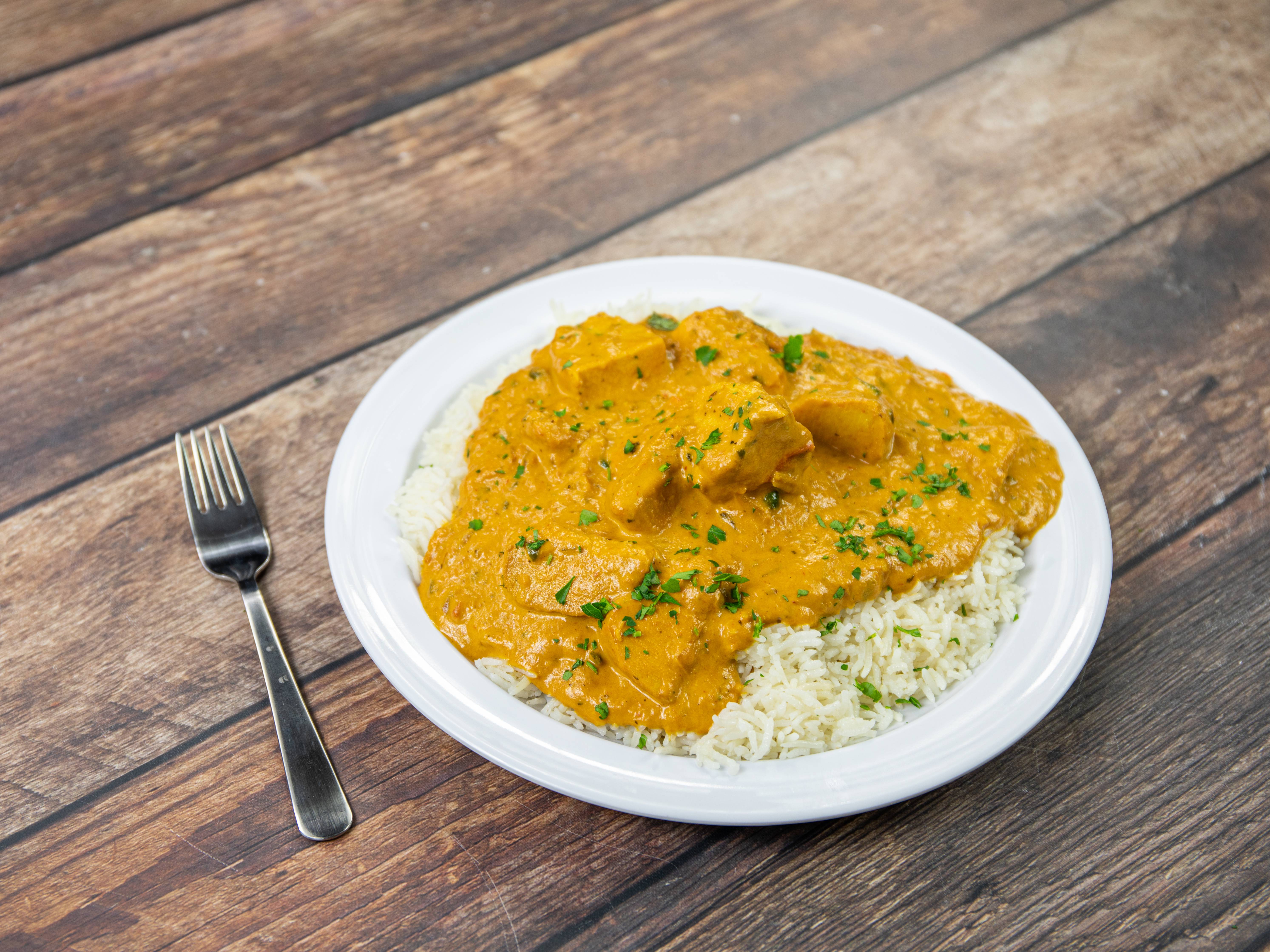 Order Chicken Tikka Masala food online from Welcome India store, Framingham on bringmethat.com