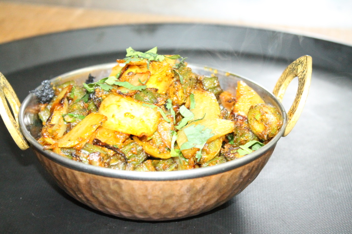 Order Bhindi Do Piayaza food online from Mount everest restaurant store, Baltimore on bringmethat.com