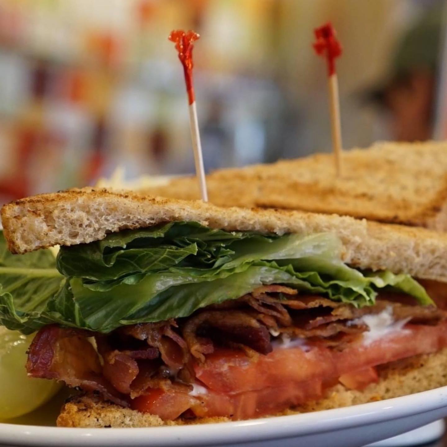 Order Bacon, Lettuce and Tomato Sandwich food online from Ardsley Diner store, Ardsley on bringmethat.com