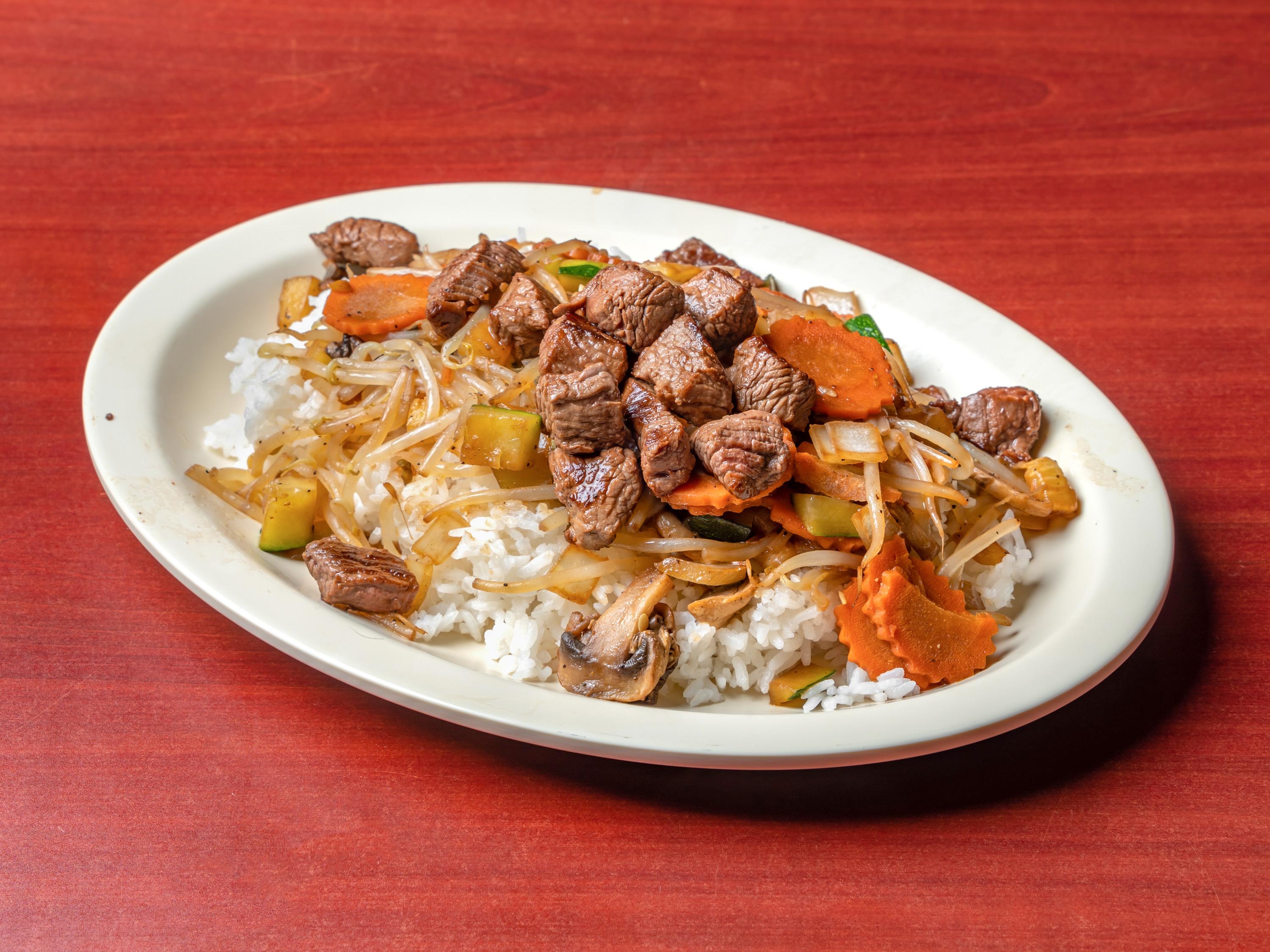 Order Pad-Thai Beef Noodle food online from Siam Hibachi store, Grove City on bringmethat.com