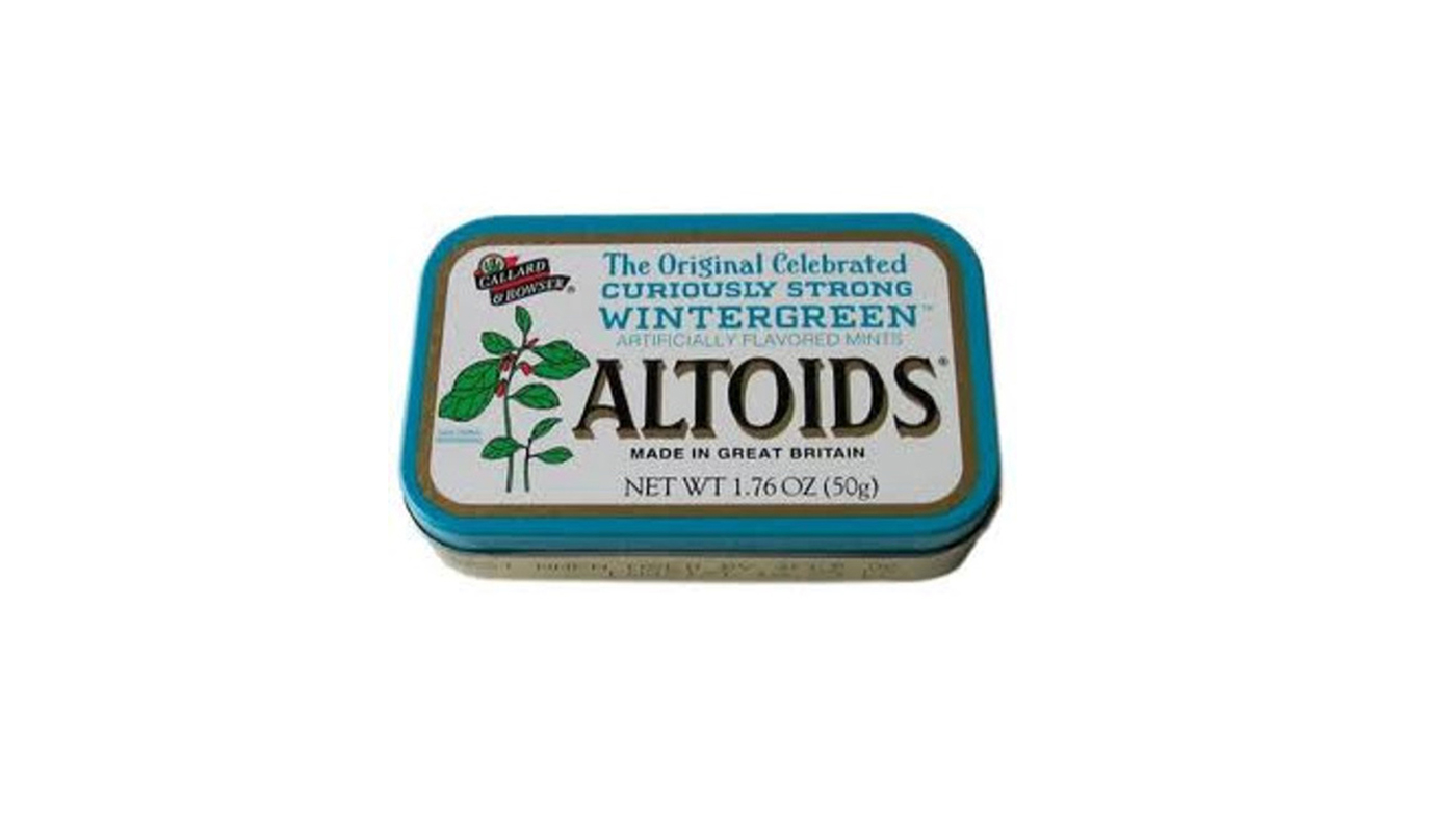 Order Altoids Wintergreen 1.76oz food online from Chevron Extramile store, Fountain Valley on bringmethat.com