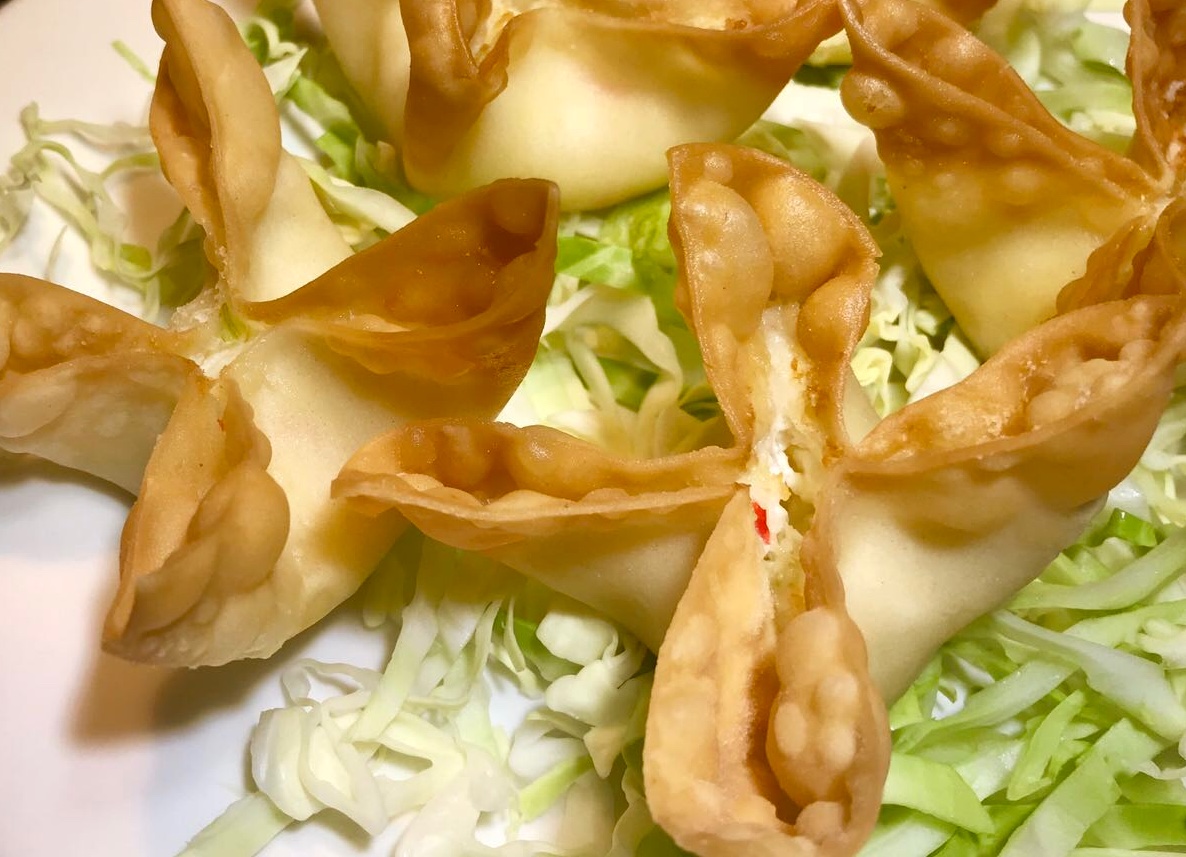 Order 13A. Crabmeat Cheese Wontons (8pcs) food online from Go Get em Chinese store, Rancho Cucamonga on bringmethat.com