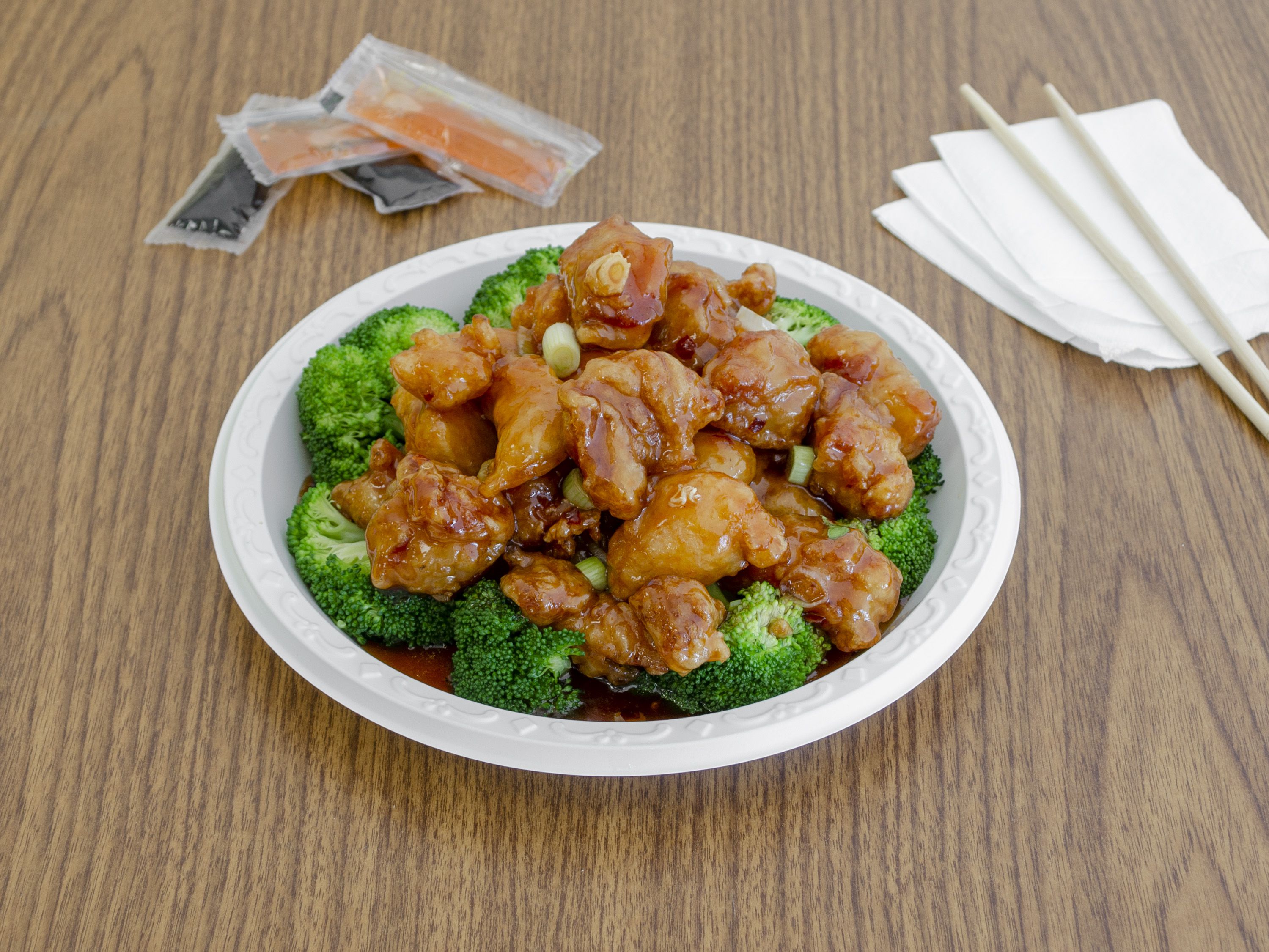 Order 72. General Tso's Chicken food online from New China Restaurant store, Huntington on bringmethat.com