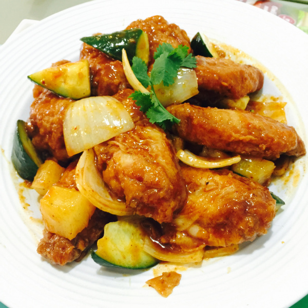 Order (8pc) Tom Yam Wings 八只 东炎 鸡翼 food online from Khoo Restaurant store, West Warwick on bringmethat.com