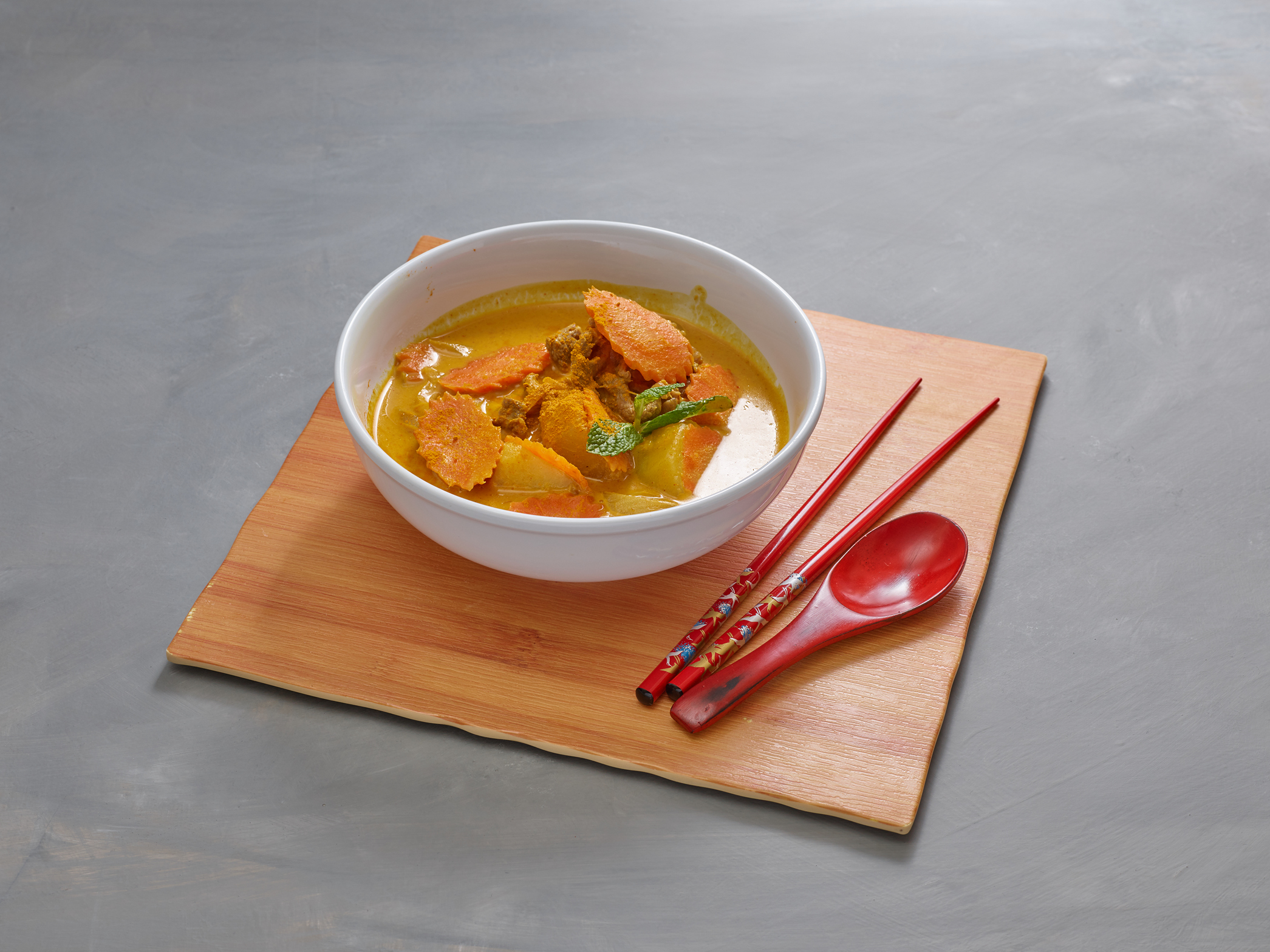 Order Gang Karee - Yellow Curry food online from Champa Garden store, San Francisco on bringmethat.com