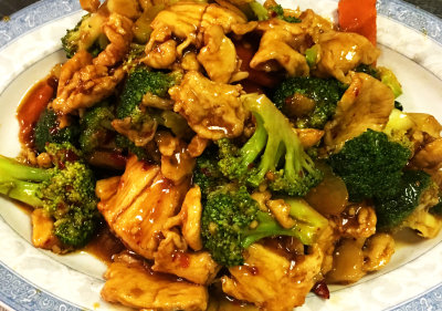 Order Chicken with Broccoli food online from Peking Chinese Restaurant store, Suwanee on bringmethat.com