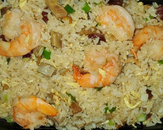 Order Young Chow Fried Rice 扬州炒饭 food online from Canton Phoenix store, Tigard on bringmethat.com