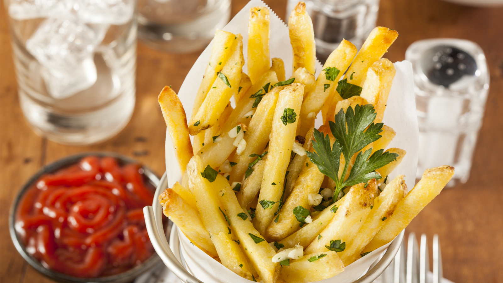 Order Garlic French Fries food online from Halal Chicken Gyros Co store, Fremont on bringmethat.com