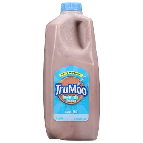 Order TruMoo Chocolate 1% Lowfat Milk Half Gallon food online from Aplus store, Lancaster on bringmethat.com