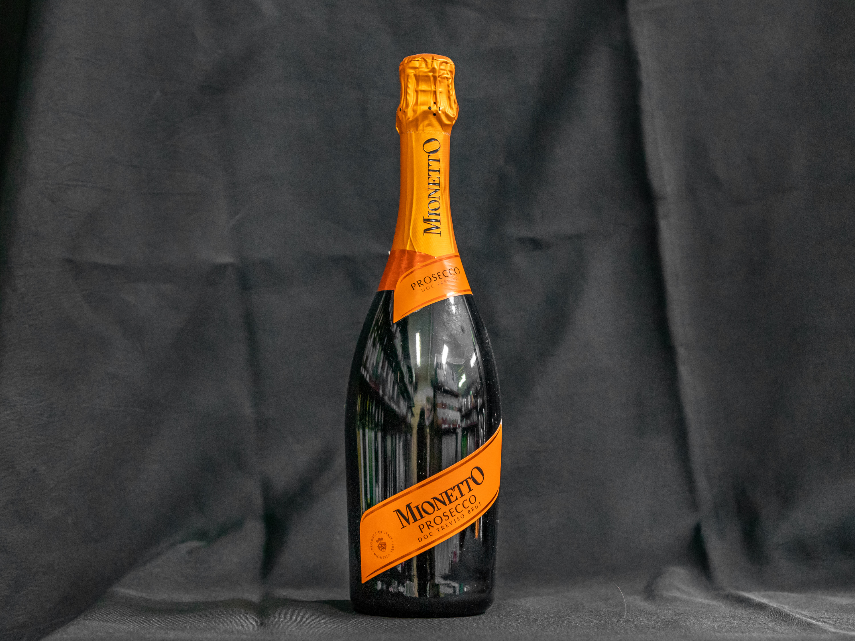 Order Mionetto Prosecco 750 ml. food online from Glenrose Liquor store, Glendale on bringmethat.com