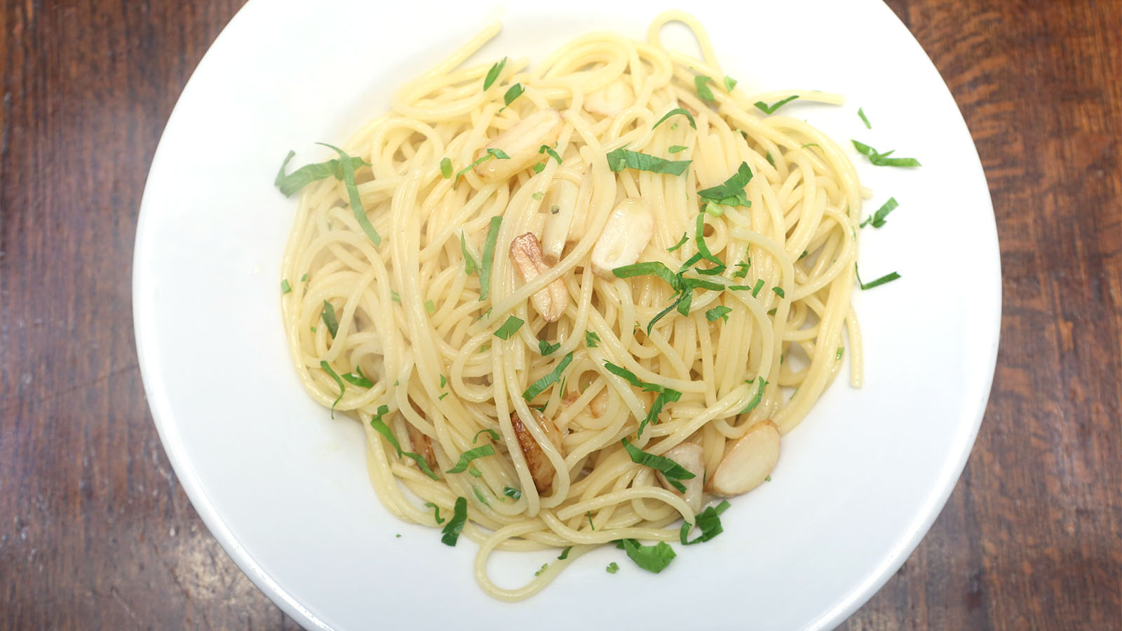 Order Pasta with Garlic and Oil food online from Don giovanni ristorante store, New York on bringmethat.com