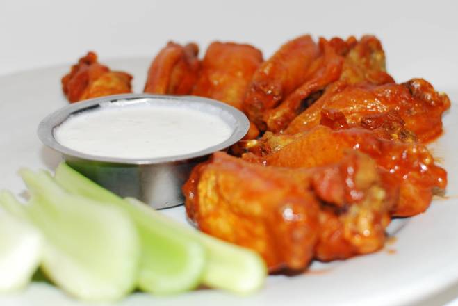 Order 20 Buffalo Wings food online from Poor Richard's Restaurant store, Gainesville on bringmethat.com
