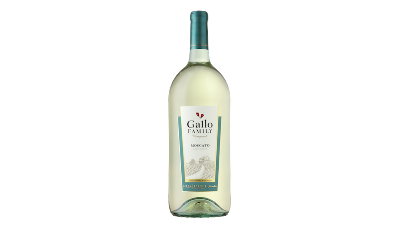 Order Gallo Family Vineyards Moscato 1.5L food online from Village Liquor store, Lancaster on bringmethat.com