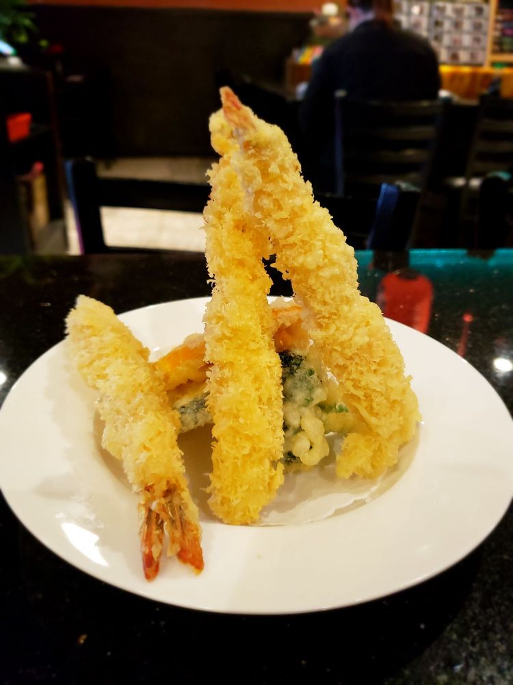 Order Shrimp Tempura Appetizer food online from Sushi para japanese restaurant store, New York on bringmethat.com