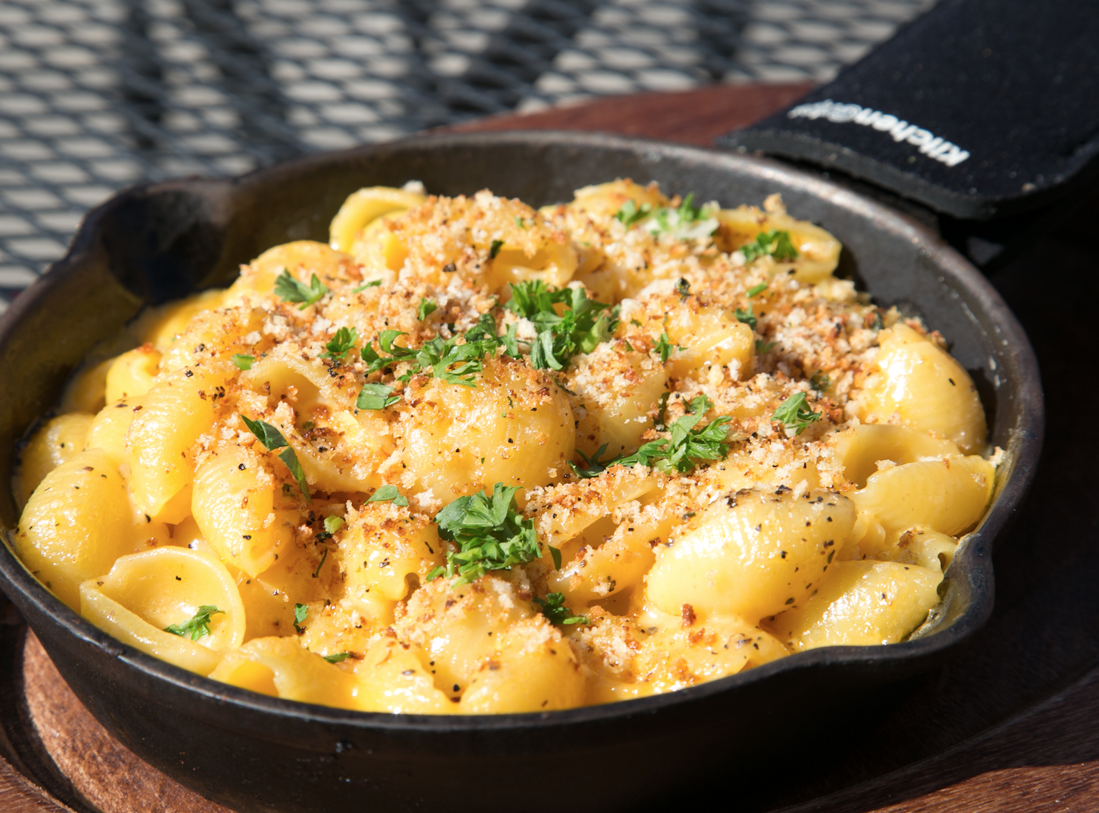Order Mac and Cheese food online from Branded Saloon Catering store, Brooklyn on bringmethat.com