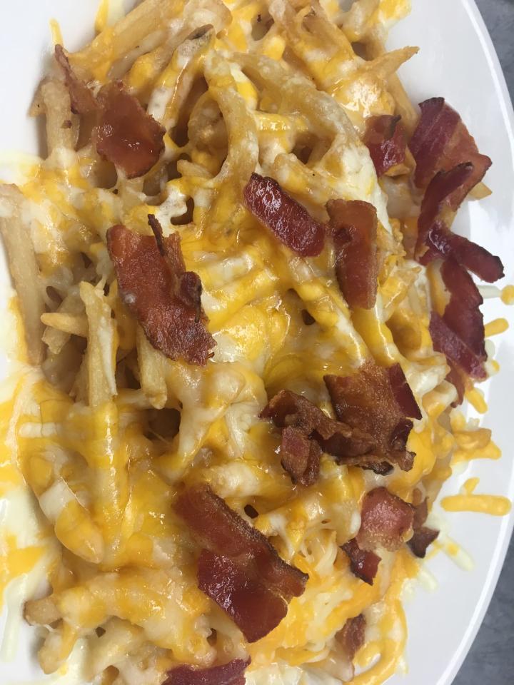 Order Loaded Fries food online from Local Eatery And Grill store, Sevierville on bringmethat.com