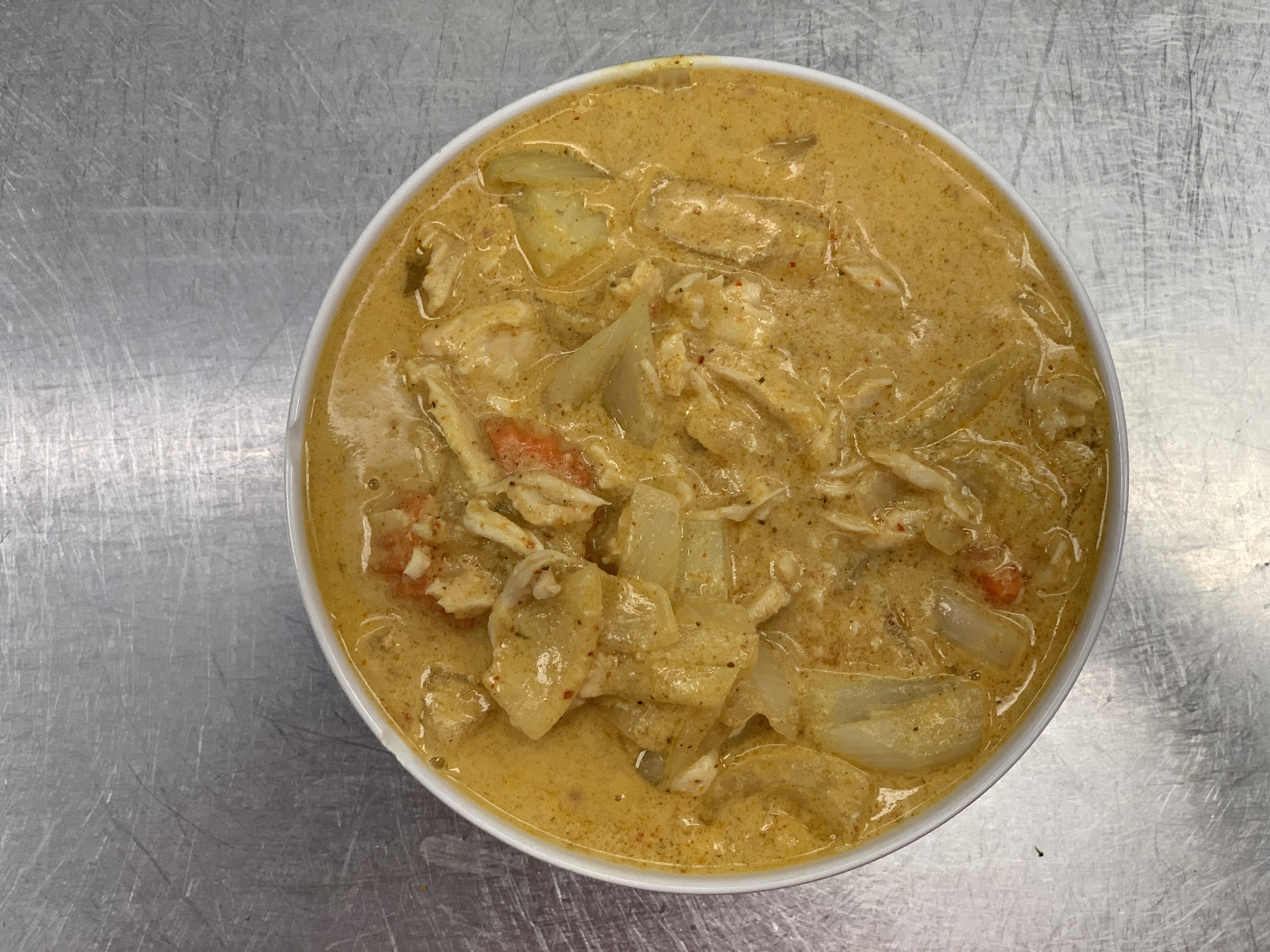 Order Yellow Curry food online from Mee Mee"S Authentic Thai Cuisine store, Temple on bringmethat.com