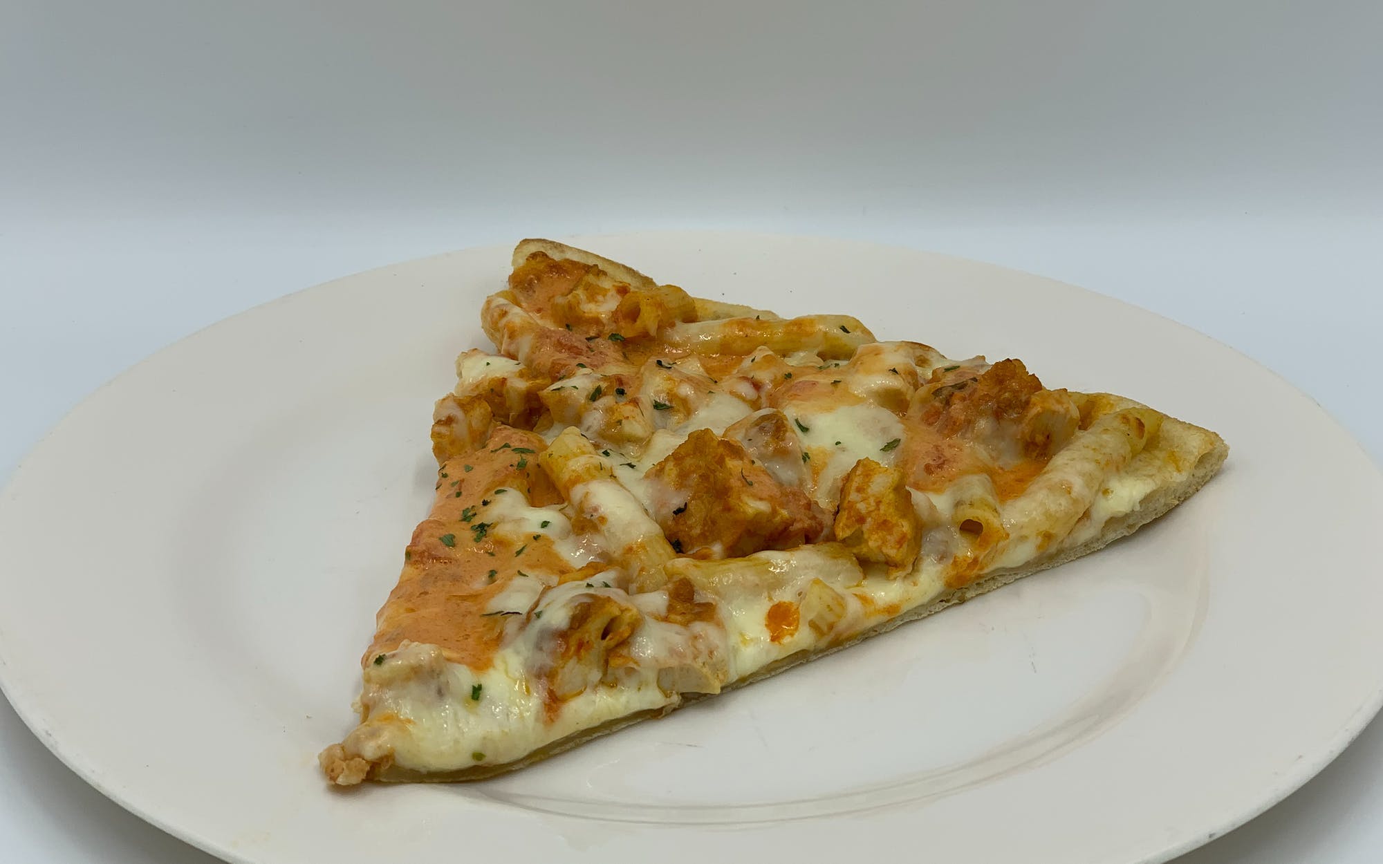 Order Chicken Penne Alla Vodka Pizza - Personal food online from Mario Pizza store, Westbury on bringmethat.com