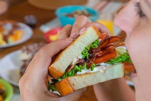 Order BBLT Sandwich (700 cal) food online from Jimmy's Egg store, Albany on bringmethat.com