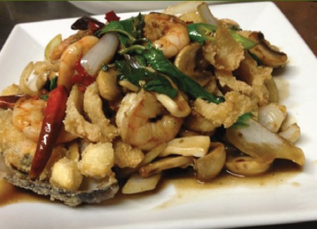 Order 73. Thai Rama Seafood Supreme food online from Thai Rama Restaurant store, Torrance on bringmethat.com