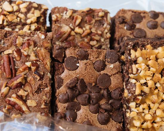 Order 2 Dozen Brownies food online from Mrs. fields & tcby store, Chicago on bringmethat.com