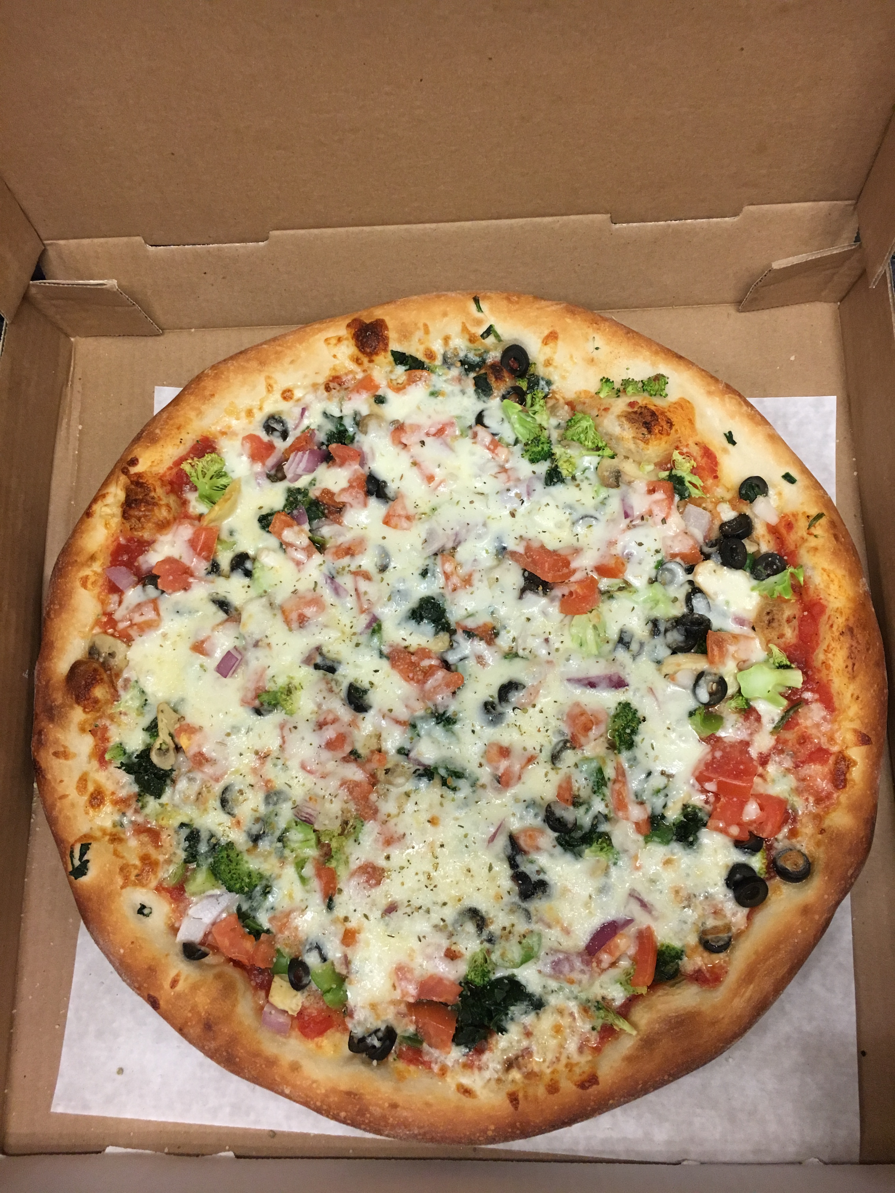 Order Vegetarian Pizza food online from Sorrento Pizza store, Philadelphia on bringmethat.com