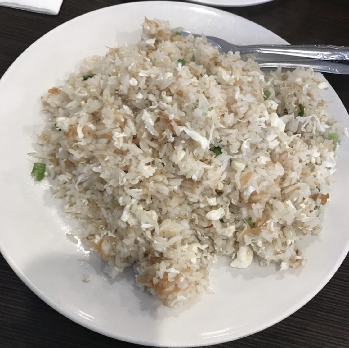 Order 70. Dry Scallop Fried Rice with Egg White瑤柱蛋白炒飯 food online from Cheung Hing Restaurant store, South San Francisco on bringmethat.com