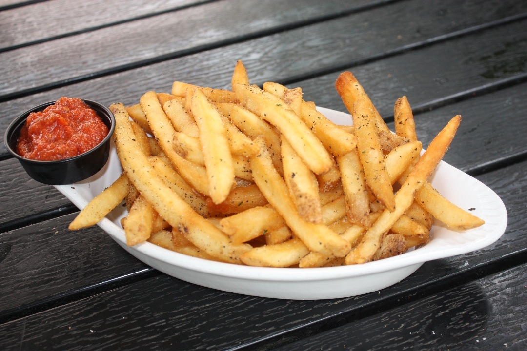 Order French Fries food online from Slaters 50/50 store, Fresno on bringmethat.com
