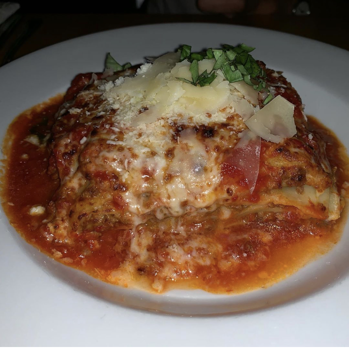 Order Traditional Meat Lasagna food online from 3 Brothers Pizza Cafe store, Farmingdale on bringmethat.com