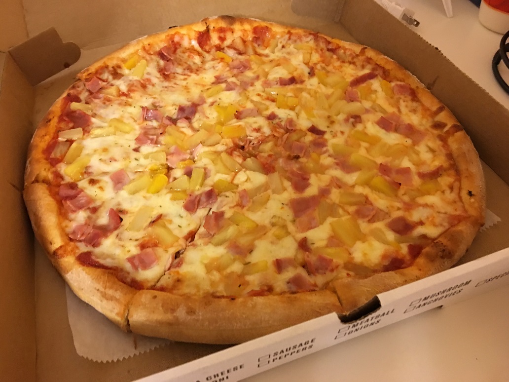 Order Hawaiian Pizza food online from Victor's Pizzeria & Italian Restaurant store, Teaneck on bringmethat.com