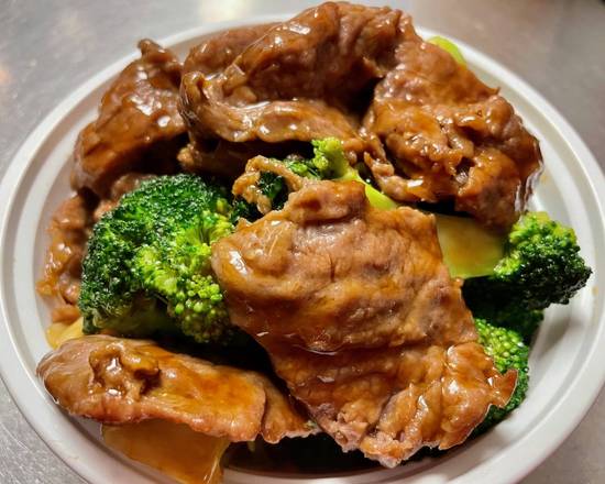 Order Beef with Broccoli food online from Sui Min House store, Paterson on bringmethat.com