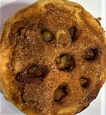Order Apple Hand Pies food online from Nutmeg Bakery Cafe store, Tuckahoe on bringmethat.com