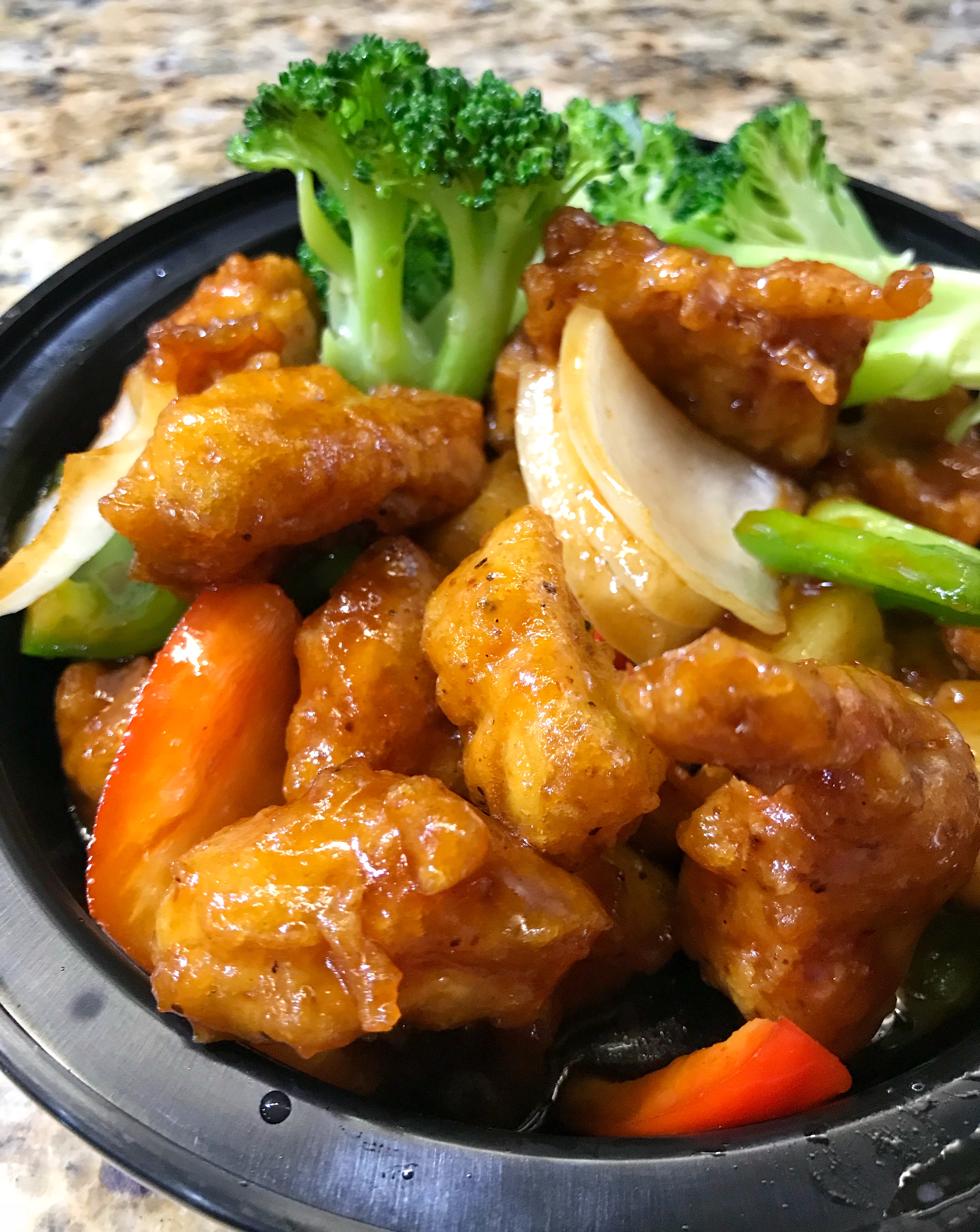 Order Sweet & Sour Chicken food online from Thai Fusion Kitchen store, Folsom on bringmethat.com