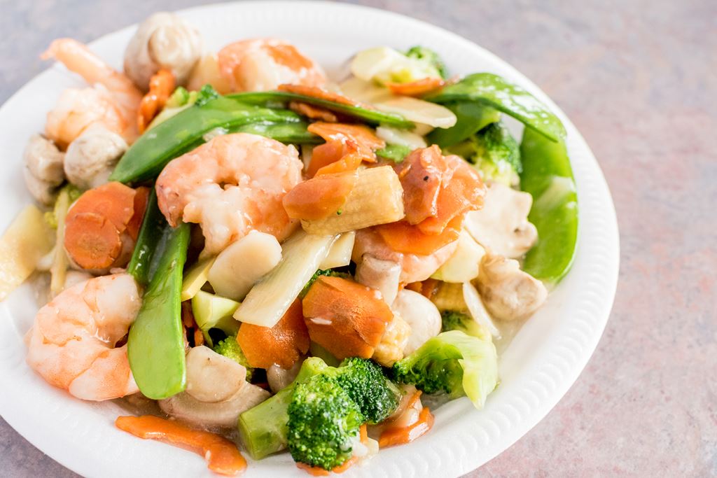 Order 71. Shrimp with Chinese Vegetable food online from Super China Buffet store, Kenosha on bringmethat.com