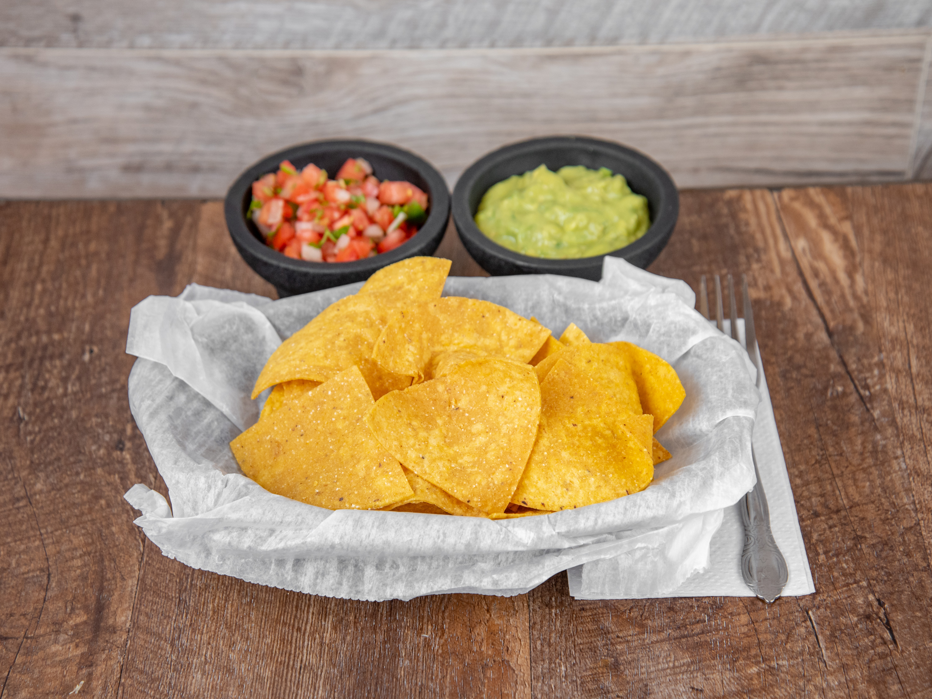 Order Salsa and Chips food online from Mommas Tacos store, New Milford on bringmethat.com
