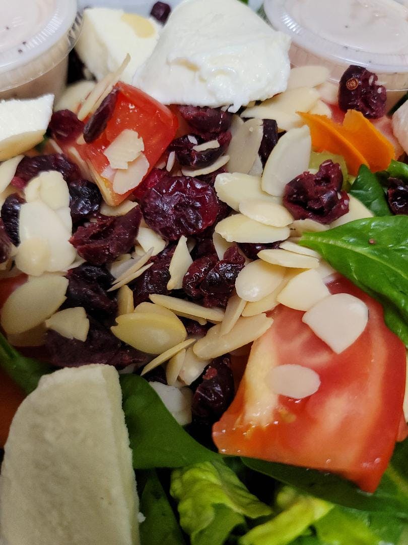 Order Cranberry Salad - Salad food online from Classico Pizzeria store, Westminster on bringmethat.com