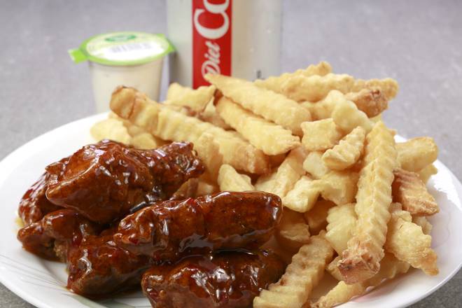 Order 6pc Wing Combo food online from Amazing Wings store, Stone Mountain on bringmethat.com