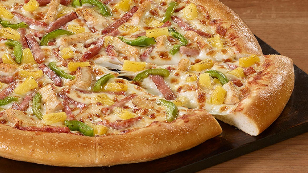 Order Large Hawaiian Chicken food online from Pizza Hut store, Saraland on bringmethat.com