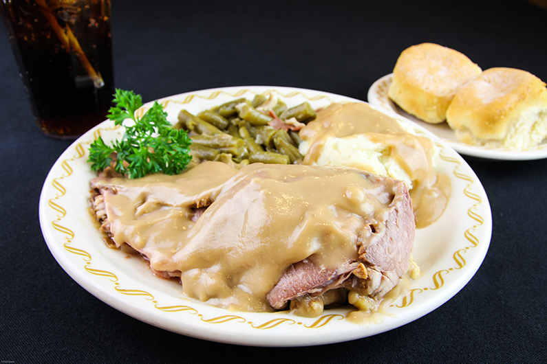 Order Roast Beef and Dressing food online from Tee Jaye Country Place store, Columbus on bringmethat.com
