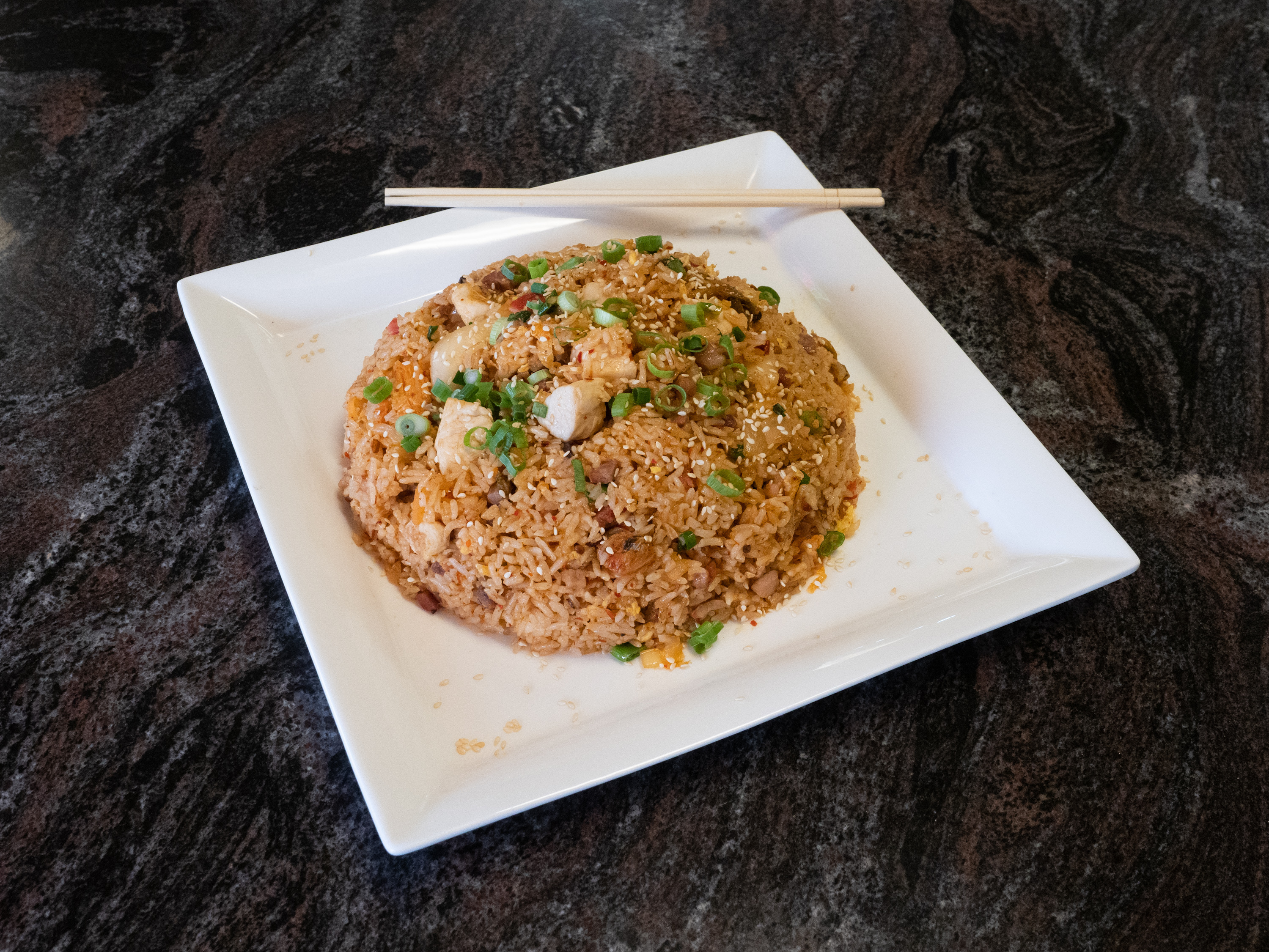 Order Beef Fried Rice food online from Lees House Chinese Takeout store, San Jose on bringmethat.com