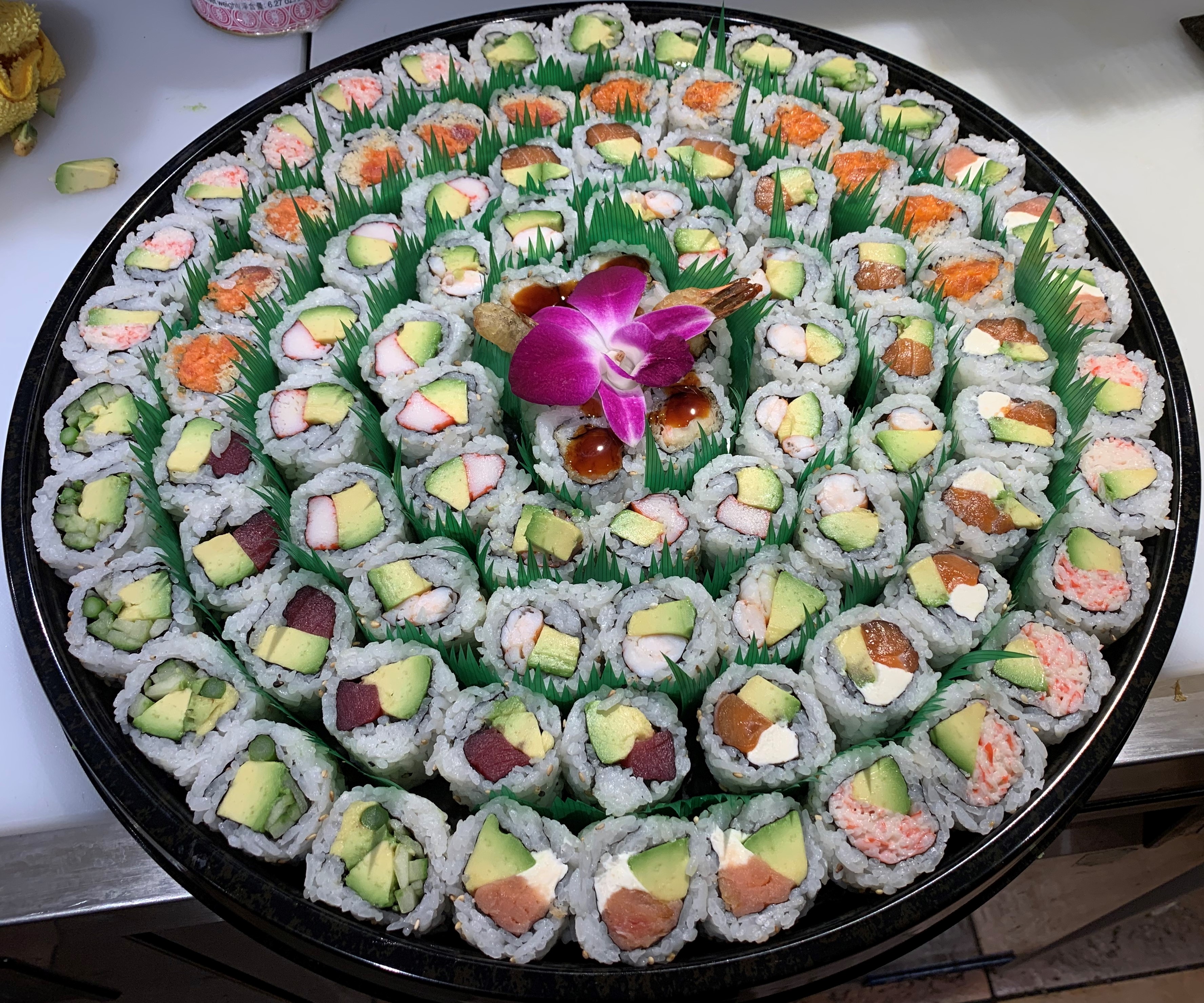 Order Roll Mix Platter food online from Love Sushi store, Gaithersburg on bringmethat.com