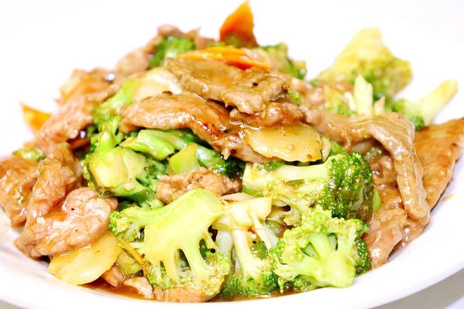 Order Stir Fried Broccoli with Beef 芥兰牛 food online from Koi Fine Asian Cuisine & Lounge store, Evanston on bringmethat.com
