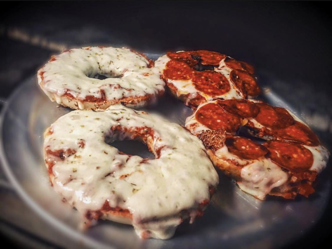 Order Pizza Bagels food online from ZA Pizzeria store, Seaford on bringmethat.com