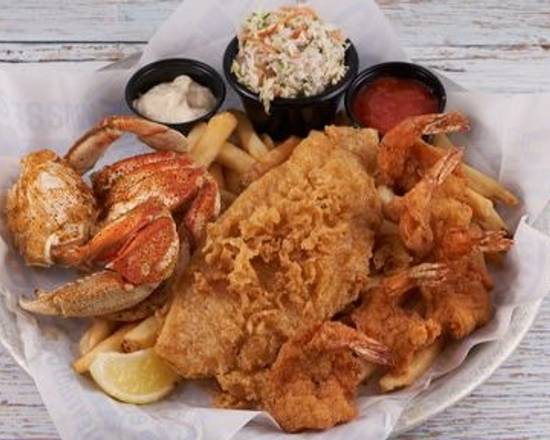 Order Captain's Plate food online from Joe's Crab Shack store, Galveston on bringmethat.com